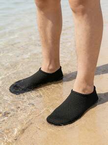 1 Pair Quick Dry Water Shoes, Unisex Beach Water Shoes, Thick Sole Beach Socks, Outdoor Sports Water Shoes, Black, Non-Slip, Lightweight, Comfortable, Easy To Wear, Suitable For Yoga, Vacation, Quick Drying, Barefoot Friendly, Outdoor Casual Soft Bottom Shoes, Beach Accessories, Pool Floating. Recommend Ordering 2 Sizes Up., Beach Essentials - Multicolor - View 6