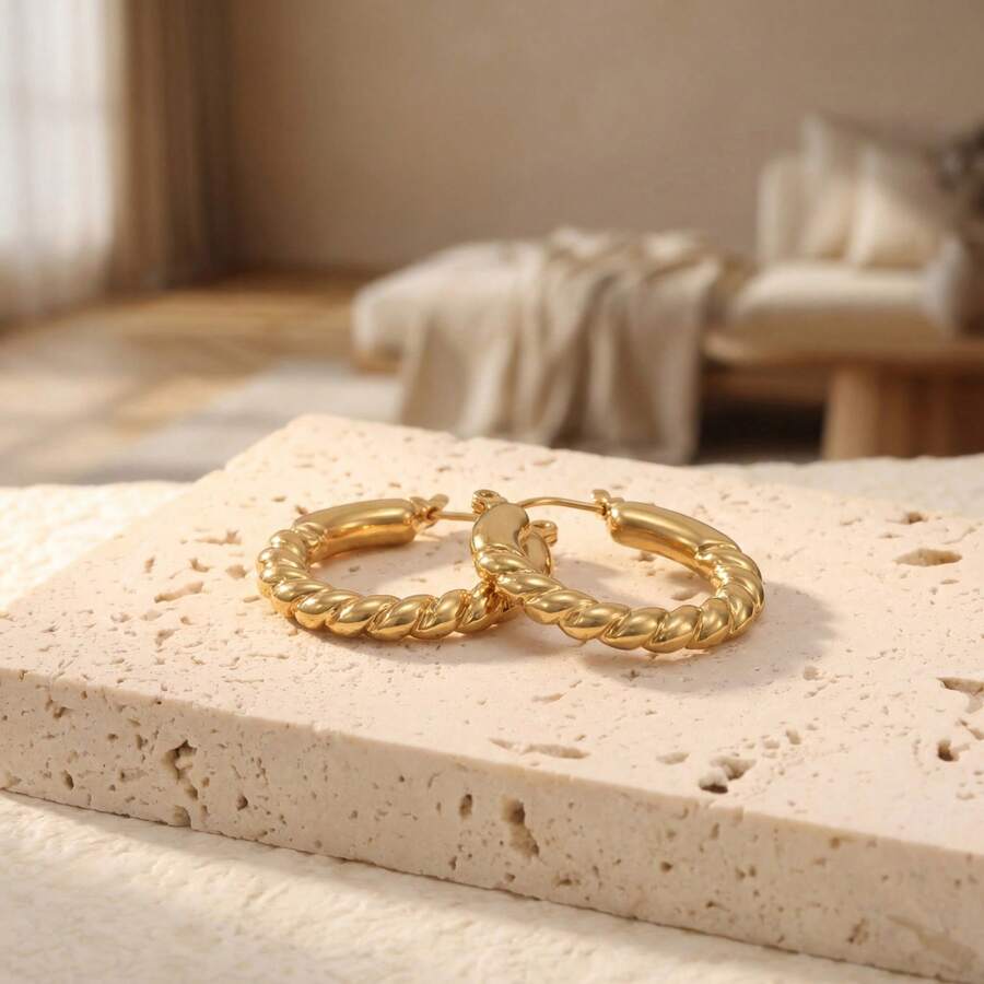 Orecchini a cerchio pendenti in acciaio inossidabile 304. Design unico, durevole e resistente allo sbiadimento, adatti per le donne, robusti ma leggeri. - Dorato - Visualizzare 1