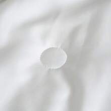 1pc Wavy Pattern Cooling Silk Quilt, Moisture-Wicking & Breathable, Soft & Skin-Friendly, Lasting Cooling Comfort, Suitable For Bedroom, Guest Room, Living Room, Dorm And Car - Double Flavor - Noble White + Fruity Fragrance - View 3