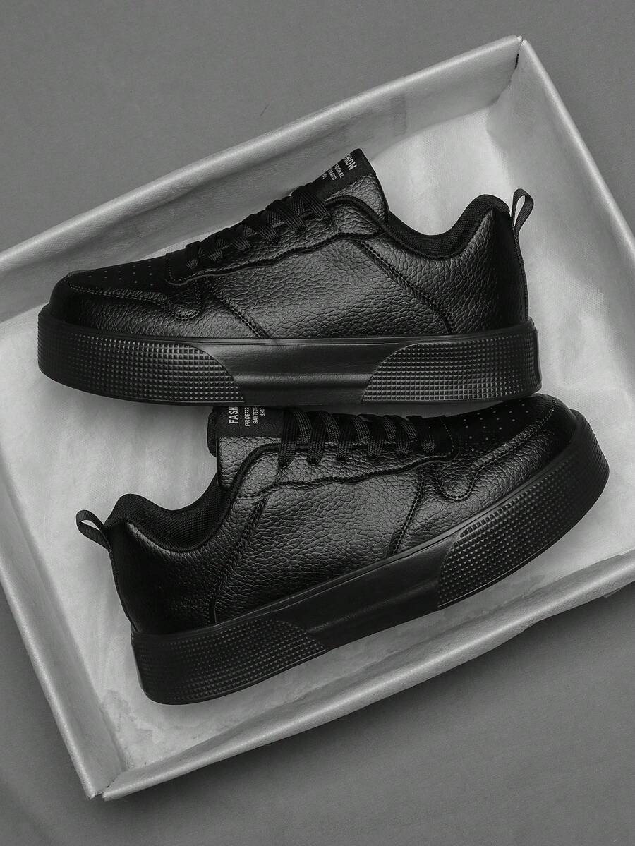 Giày thể thao nam thời trang màu đen toàn bộ bằng da, thiết kế chữ cái, buộc dây, đế bằng, kiểu dáng casual, giày thể thao ngoài trời đa năng, thoải mái, cỡ lớn dành cho cả nam và nữ.