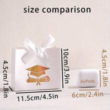 Túi quà tốt nghiệp cao cấp - Họa tiết bằng tốt nghiệp vàng, có các màu đỏ, trắng, đen và xanh lá cây (bán lẻ hoặc bộ 4 chiếc kèm hộp kẹo), thích hợp làm quà tặng Giáng sinh và Halloween. - 1 cái (màu ngẫu nhiên) - Xem 6