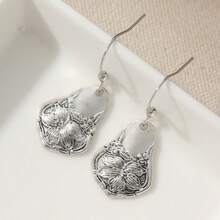 Vintage Floral Carved Asymmetrical Geometric Pendant Earrings, Handmade Women's Accessories, Suitable For Daily Wear And Vacation, An Ideal Gift For Her - Silver - View 6