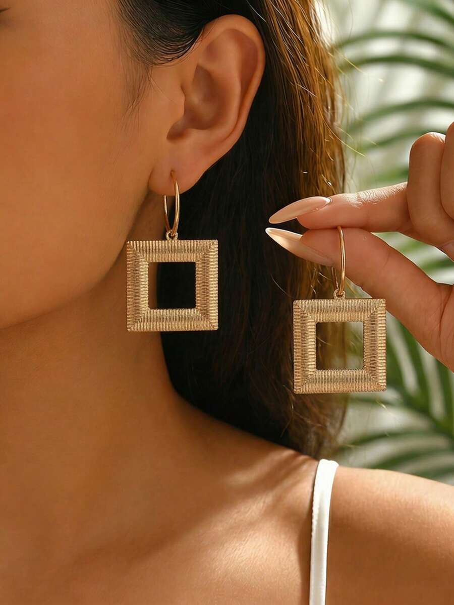 1 Đôi Khuyên Tai Hình Vuông Họa Tiết Hoa Văn Tối Giản, Thanh Lịch, Thường Ngày, Đa Năng Cho Mùa Hè - Vàng - Xem 1