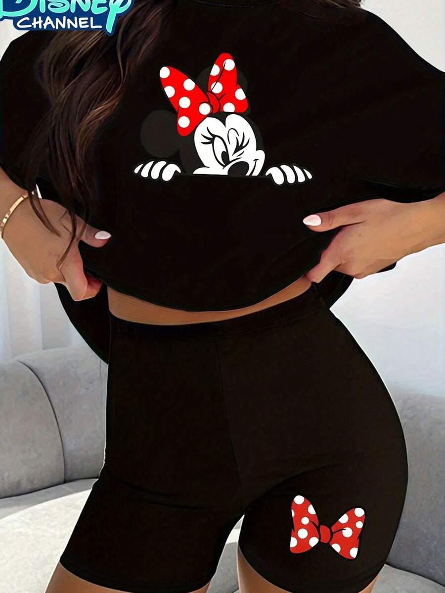 Disney Authorized Two-Piece Suit, Short-Sleeved T-Shirt+Shorts Yoga Pants, With Black And White Creative Cartoon Disney Authorized Design, Very Suitable For Casual And Comfortable Short Sleeves And Shorts. , Ladies Outdoor Suits, Free Shipping, Ladies Matching Suits, Ladies Trousers Suits, Ladies Sports Suits. - 黑色 - 查看 1