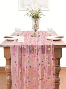 1Pc Pale Pink Embroidered Daisy Table Runner - A Floral-Themed, Sheer Tulle Runner Perfect For Mother's Day; The Ideal Choice For Festive Table Décor At Home Gatherings And Indoor Dining Areas. - 粉色 - 查看 7