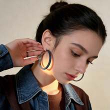 Blue Denim Textured Large Hoop Earrings For Women, Fabric Wrapped Oversized Circle Statement Earrings, Casual Jewelry - 藍色 - 查看 6