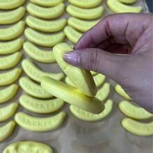 柔软香甜的迷你香蕉造型解压玩具，天然起泡，带有气泡，热销商品 - 彩色 - 查看 3