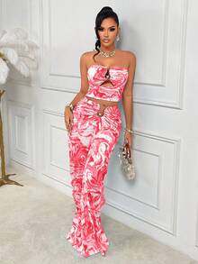 AIJ Amarilo Women's Colorful Print & Solid 2-Piece Set - Strapless Fitted Metal Buckle Top And Ruched Waist Skirt, Vacation/Beach Casual, Spring/Summer - Red Flowers On White Background - View 7