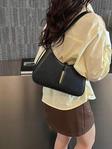 Niche Design Women's Shoulder Bag, Commuter Chic Handbag, Underarm Baguette Bag - Black - View 4