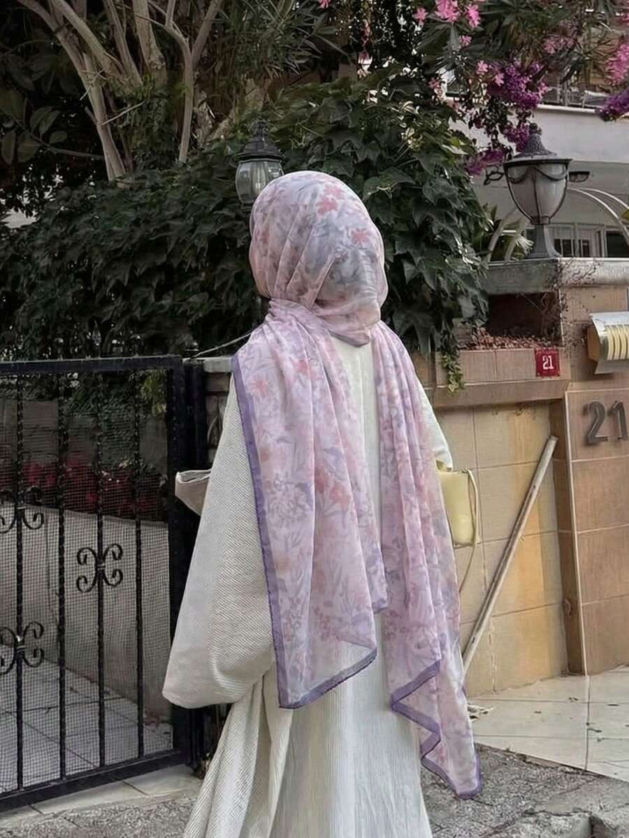 1件装女士粉紫色碎花头巾,波浪印花,双色碎花图案,色彩鲜艳柔和,数码水彩雪纺头巾围巾,时尚百搭,可作头巾、腰带、披肩使用,适合所有季节。 - 彩色 - 查看 1