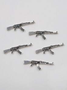 10 món đồ trang trí móng tay hình súng ngẫu nhiên, bao gồm M4, súng lục ổ quay, AKM và Desert Eagle. Đồ trang trí móng tay tự làm, đá trang trí móng, phụ kiện làm móng. - Nhiều màu - Xem 10