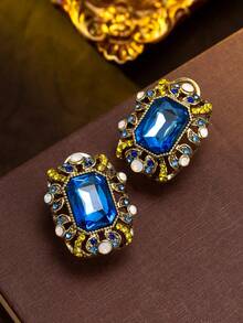 Vintage Distressed Golden Filigree Hollow Emerald & Sapphire Stud Earrings, Filigree Hollow Frame + Emerald & Sapphire Core Design, Accented With Colorful Diamonds & Pearls, Easily Elevates Outfit For Evening Gowns, Weddings, Bridal, Galas, Retro Themed Parties, Formal Occasions, Essential Accessory To Create A Luxurious Ambiance - Multicolor - View 2