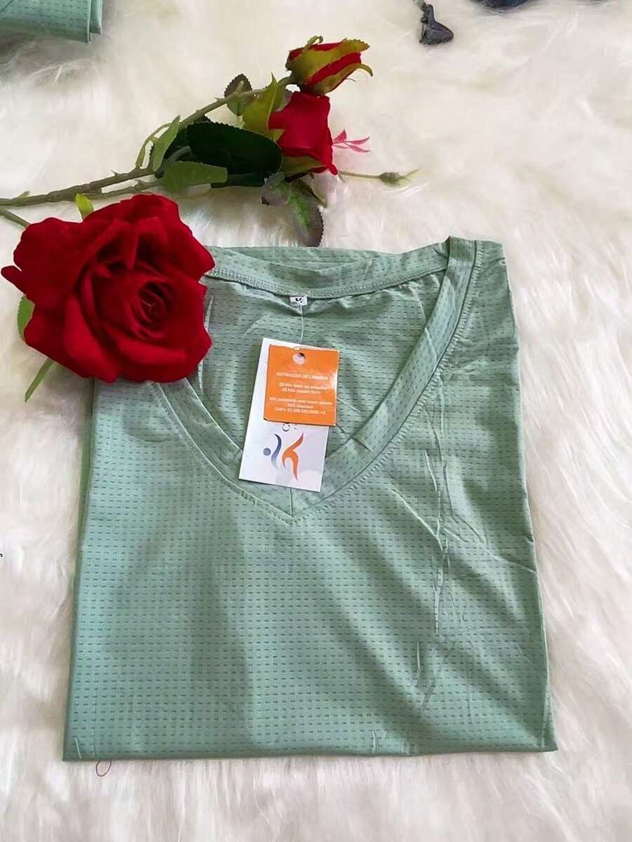 Cool Touch Polyamide And Elastane Dry Fit Fitness T-Shirt, Sports Blouse - 橄欖綠 - 查看 1