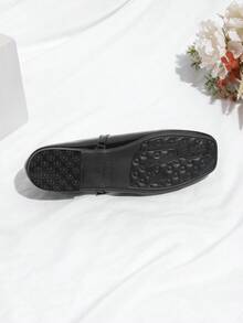 Women's New Commuting Mary Jane Shoes, Retro Red Color, Buckle Closure - Black - View 7