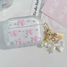 Bộ 1 ốp tai nghe Apple thời trang với điểm nhấn là nơ vàng 3D màu hồng, chi tiết nơ và mặt dây chuyền hình nơ. Sản phẩm chống sốc, bảo vệ và chống bụi, thời trang và đẹp mắt, phù hợp cho thanh thiếu niên và người trẻ tuổi, có thể sử dụng hàng ngày hoặc làm quà tặng. - Hồng - Xem 10