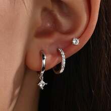 Bộ 3 khuyên tai vòng nhỏ ôm sát tai dành cho nữ, không gây dị ứng, mạ vàng 14K, có thể đeo chồng lên nhau cho nhiều lỗ xỏ khuyên, trang sức khuyên sụn tai nhỏ nhắn, nhẹ nhàng, xinh xắn, là món quà trang sức lý tưởng. - bông tai - Xem 4