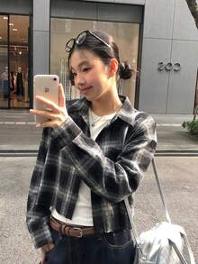 Áo sơ mi nữ dáng rộng, cổ bẻ kẻ caro tương phản, tay dài, cài cúc, thích hợp cho mùa xuân/hè. - màu đen - Xem 7