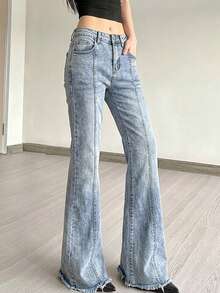 Pantalones vaqueros de mezclilla azul lavada para mujer con bolsillos laterales y botones, informales y versátiles para el uso diario. - Lavado ligero - Ver 6