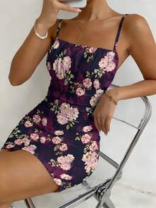 Women's Elegant Mature Spaghetti Strap Mini Dress, Dark Purple Base Pink Floral Print Square Neck Ruched Waist Bodycon Dress, Summer Mature Elegant Style Dress - 彩色 - 查看 1