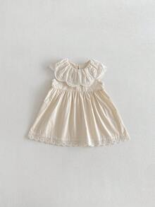 女婴夏季连衣裙，户外休闲刺绣荷叶边领无袖+蕾丝下摆 - 杏色 - 查看 11