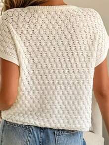 Áo len dệt kim màu trắng thanh lịch, khoét lỗ, xẻ tà phía trước, kiểu dáng casual tay ngắn có cúc cài, thích hợp cho kỳ nghỉ hè. - Màu be - Xem 5