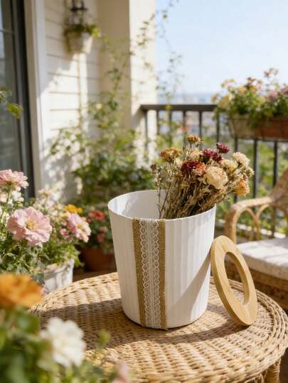 1pc Cylindrical Decorative Waste Bin With Bamboo Lid, Lace Accent Design, Rustic Trash Can For Bathroom, Office, Kitchen, Bedroom, Living Room, Farmhouse & Boho Home Decor, Modern Vintage Style Garbage Container For Bedroom Organizer, Elegant Storage Solution