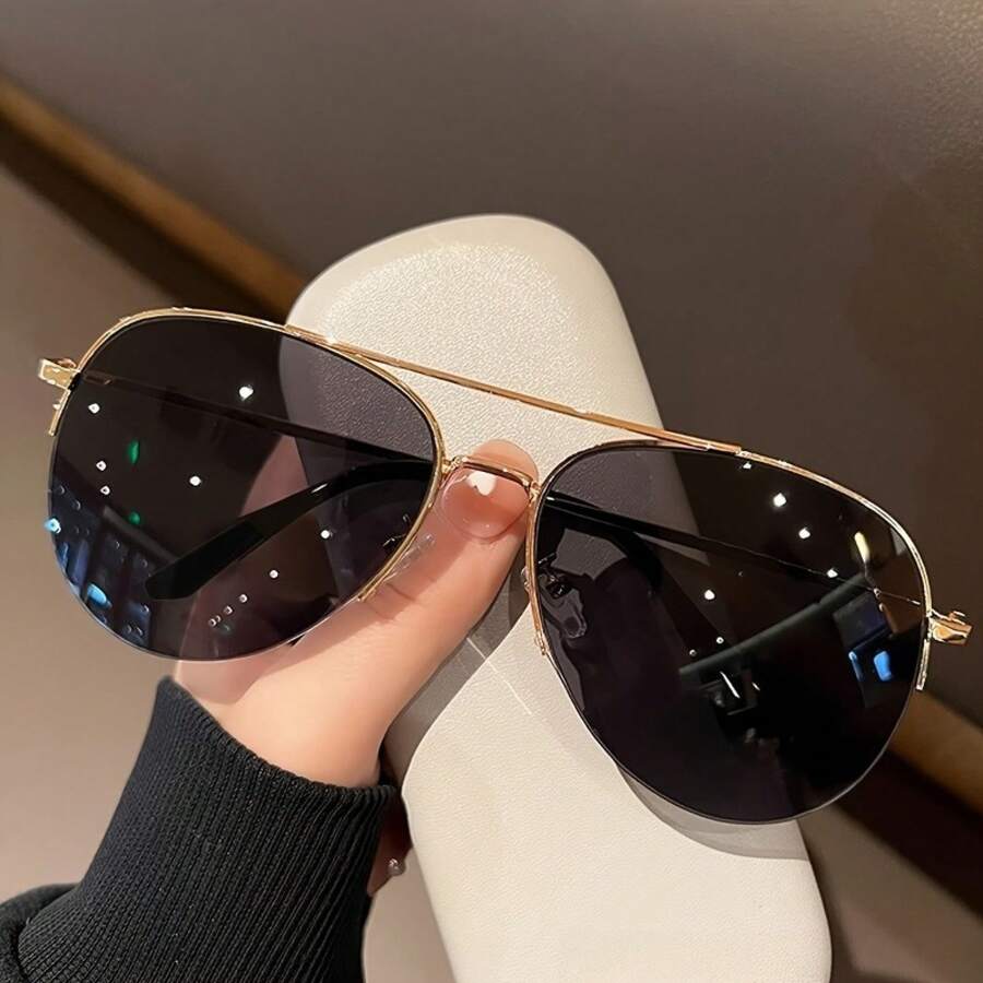 Unisex Classic Aviator Style With Resin Lenses And Polycarbonate Frame - Lightweight, Durable, And Stylish Glasses Suitable For Photography Props, Shopping, And Casual Wear - 灰色的 - 查看 1