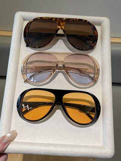 女士复古超大飞行员眼镜（1副/3副），时尚有色镜片，黑色镜框搭配深灰色/橙色镜片，浅棕色镜框搭配渐变镜片可选，粗框设计，适合日常休闲、海滩、旅行、派对、街头风格等场合，是送给女友、男友、朋友、家人、同事、老师的完美礼物，也是节日和生日的理想之选。