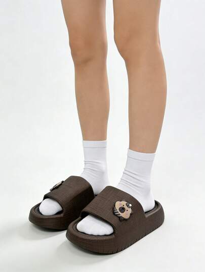 可爱水豚厚底拖鞋，男女通用，2026新款卡通厚底EVA拖鞋，防滑露趾云朵软垫家居鞋，室内外皆宜，夏季沙滩浴室淋浴凉鞋，舒适厚底休闲拖鞋，可爱水豚装饰，情侣款，啮齿类宠物爱好者礼物