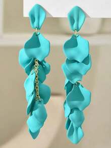 2只时尚长流苏亚克力花瓣夹式耳环，夸张优雅的无耳洞耳环，适合女性在派对和聚会上佩戴。 - clip - 查看 4