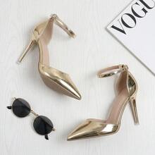 Zapatillas de tacon elegantes y tacones de aguja stiletto con punta fina puntiaguda, zapatillas elegantes de mujer fabricadas en PU con acabado brillante y cierre de correa al tobillo con hebilla, zapatos para mujer estilo glamuroso y sofisticado para fiesta o noche con suela antideslizante cómoda - Dorado - Ver 7