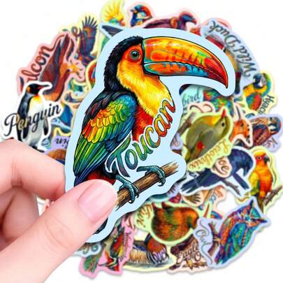 50张彩色鸟类贴纸，包括巨嘴鸟、企鹅、老鹰和鹦鹉等图案，防水乙烯基材质，野生动物自然主题，美观实用，可用于水瓶、笔记本电脑、滑板、日记本、手机壳等。适合成人、动物爱好者、DIY手工、剪贴簿、派对礼品和房间装饰。