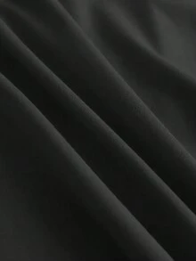 Disney Authorized Two-Piece Suit, Casual Round Neck And Short Sleeves, Showing The Stitches In "Lilo & Stitch". Disney's Genuine Authorized Theme T-Shirt Suit Is Very Suitable For Everyday Wear Or As A Gift. - màu đen - Xem 5