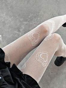 A White Dotted Heart-Shaped Hollow Out Cute And Sexy Hot Girl Fishing Net Pantyhose Suitable For Any Occasion Such As Parties, Dates, Vacations, Etc. Suitable For Valentine's Day And Any Other Holiday - White - View 5