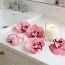 30 bông lan Phalaenopsis nhân tạo màu hồng nhạt tinh tế, kết cấu mịn, chi tiết cánh hoa sống động như thật, thích hợp để trang trí đám cưới, cắm hoa trên bàn, trang trí phòng khách, trang trí phòng ngủ, làm quà tặng, quà Ngày của Mẹ, quà Ngày Valentine. - Màu Hồng Tươi - Xem 3