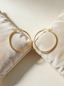 Đôi bông tai cổ điển bằng thép không gỉ, kiểu dáng châu Âu và Mỹ, cỡ lớn phóng đại, khóa cài hình tròn bằng thép titan, chống dị ứng, không phai màu, trang sức nữ màu bạc và vàng. - Vàng - Xem 3