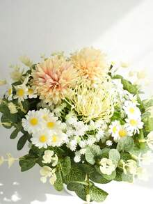 Bó hoa cưới "Tình yêu vĩnh cửu", được làm từ lá bạch đàn, hoa baby's breath, hoa cúc, hoa cẩm tú cầu và hoa cúc vạn thọ, thích hợp cho cô dâu và phù dâu cầm, thời trang và sống động, tượng trưng cho tình yêu bất diệt. - Nhiều màu - Xem 5