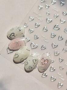 1 Piece Of 5D Heart-Shaped White English Letter Silver Jelly Nail Sticker With Lines, Geometric Patterns, Romantic And Exquisite Nail Stickers - Silver - View 2