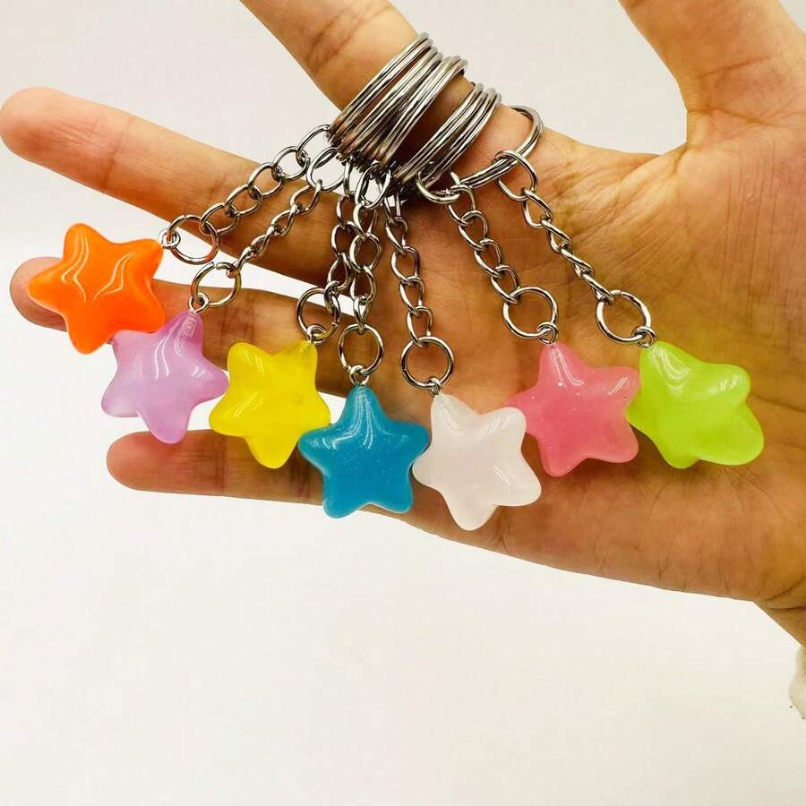 Llavero con estrellas que brillan en la oscuridad, adecuado para bolsos y mochilas, perfecto como recuerdo de fiesta y regalo de cumpleaños - Multicolor - Ver 1