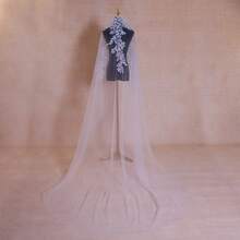 European And American Single-Layer Long Mantilla Veil, Ethereal Lace Hair Comb Style Bridal Wedding Dress Accessory - A - View 2