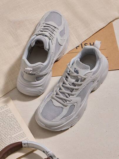 CAMEL CROWN Giày thể thao nam ngoài trời, nhẹ, thoáng khí, thích hợp cho mùa xuân và mùa hè; giày sneaker phong cách retro dễ phối đồ.