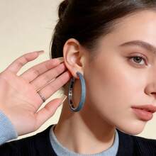 Aesthetic Light Blue Fabric Hoop Earrings, Soft Denim Texture C-Shaped Statement Jewelry, Korean Style Casual Earrings - Màu xanh nhạt - Xem 5