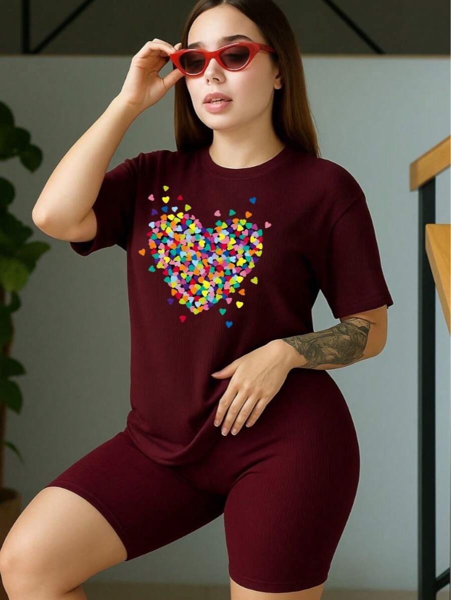 Set Deportivo Casual Mujer Dos Piezas, Camiseta Cómoda y Short Ajustado para Look Urbano Estampado De Corazon De Colores