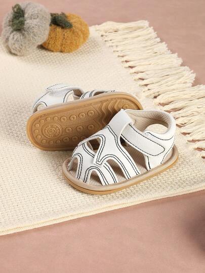 1 Pair Toddler Hollow Solid Color Round Toe Flat Sandals, Versatile For Spring, Summer, Autumn