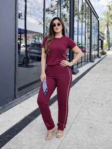 Women's Burgundy Urban 2-Piece Set, Casual And Sophisticated, Pleated Blouse, Comfortable Striped Fleece Pants, Spring/Summer 2026 Fashion, High-Style Loungewear - 勃根地/條紋 - 查看 2
