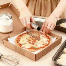 1 chiếc dụng cụ cạo đa năng bằng thép không gỉ, có vạch chia chính xác, có khả năng cắt, cạo, cân và di chuyển bánh ngọt, pizza, bột nhào, bánh mì, phô mai, trái cây và rau củ, giúp cắt đều và tạo hình mịn màng. - Nhiều màu - Xem 7