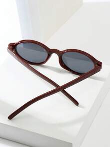 1pc Oval Small Frame High-Quality Minimalist Fashion Glasses For Women, Suitable For Travel, Leisure, Party, Beach, And Daily Wear - Wine Red Frame Gray Tablet - View 2