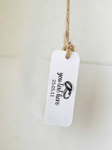 Etiquetas de regalo personalizadas con tema de boda, personalizables con nombre y fecha, hechas de cuerda de yute y de forma rectangular. Están disponibles en cartulina para fiestas, cajas y otros materiales. Estas etiquetas se pueden personalizar como etiquetas de boda, etiquetas con nombre de boda personalizadas, etiquetas de agradecimiento, decoraciones de fiesta y están hechas de papel kraft. - Multicolor 3 - Ver 6