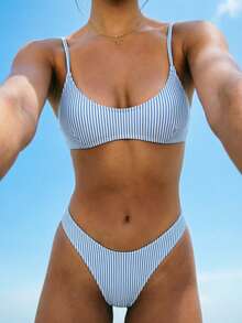Women's Summer Vacation Beach Casual Blue & White Striped Print Random Tie Starfish Decor Top And Versatile High-Cut Sexy Cute High Waist Bikini Bottoms 2-Piece Swimwear - Blue and White - View 6
