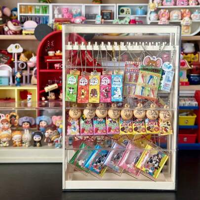 1个展示架，Baraziku钥匙链支架，手机挂绳，动漫周边，小型收纳盒，徽章展示架，高端优雅耳环，耳环，项链，手链，珠宝，大容量奢华透明防氧化展示架，珠宝收纳盒